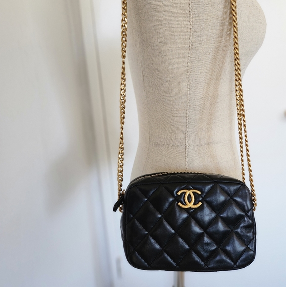 CHANEL 22K Lambskin Camera Case NWT - Picture 14 of 16